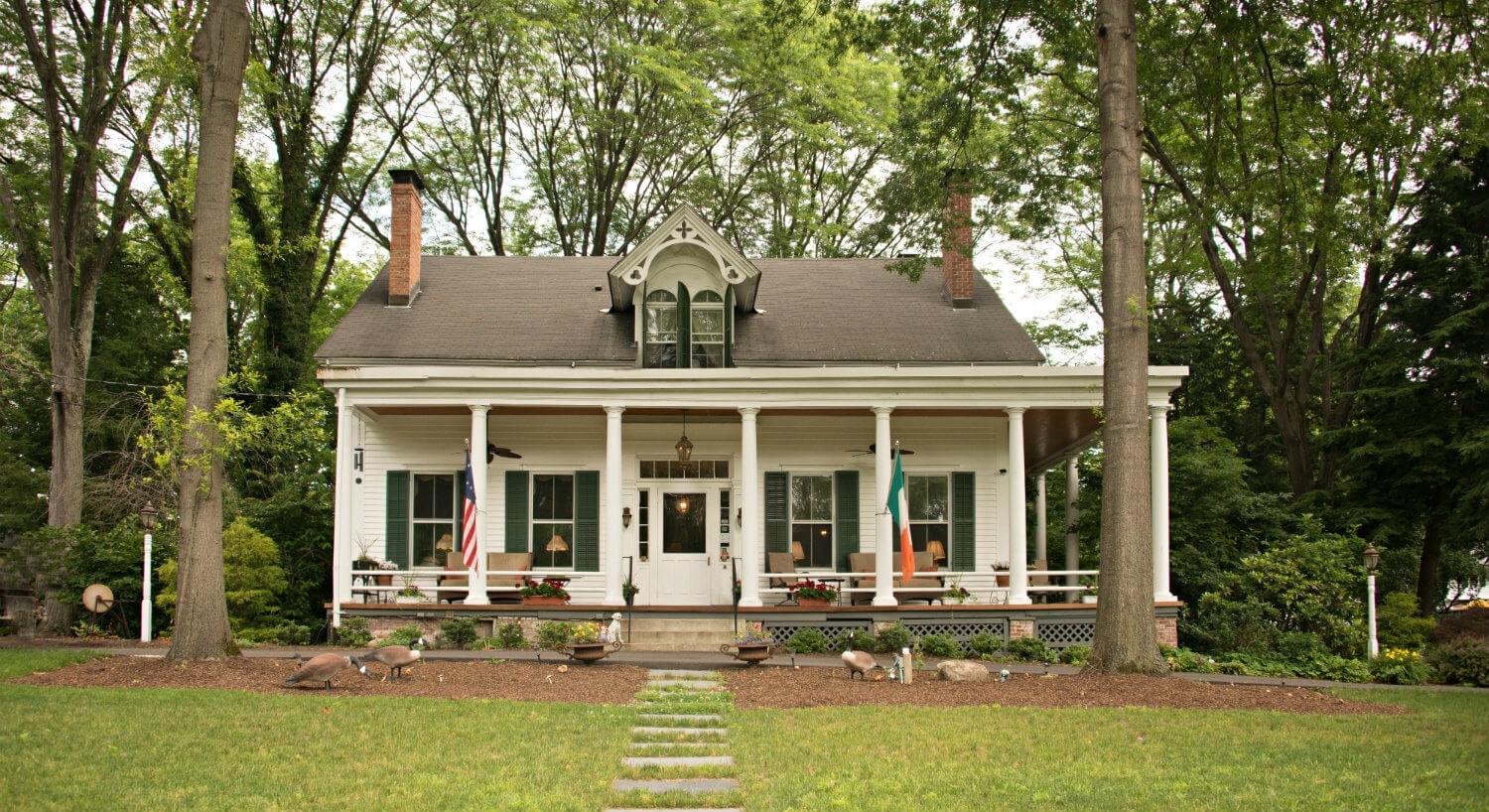 Caldwell House Bed And Breakfast: Photo Tour